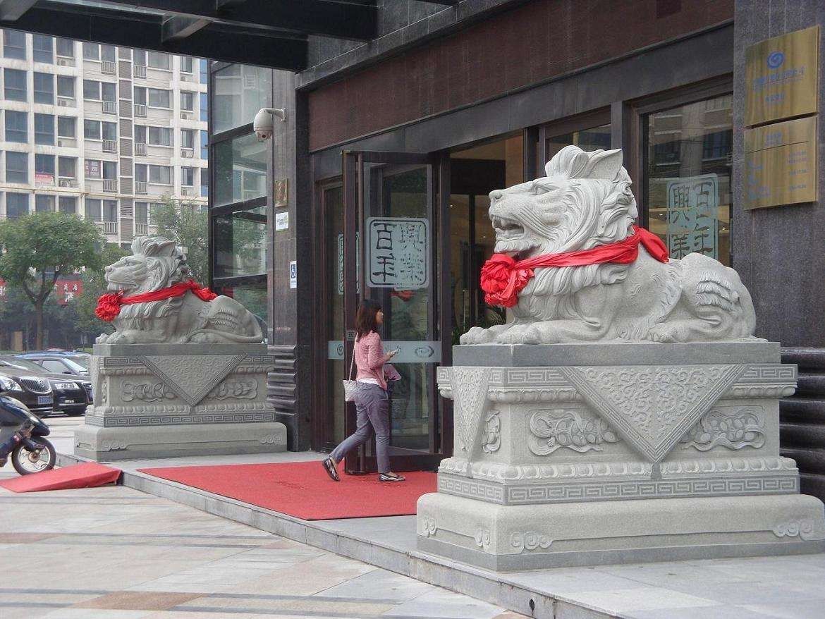 農村門口石獅子 (2).jpeg 農村門口石獅子 (2).jpeg