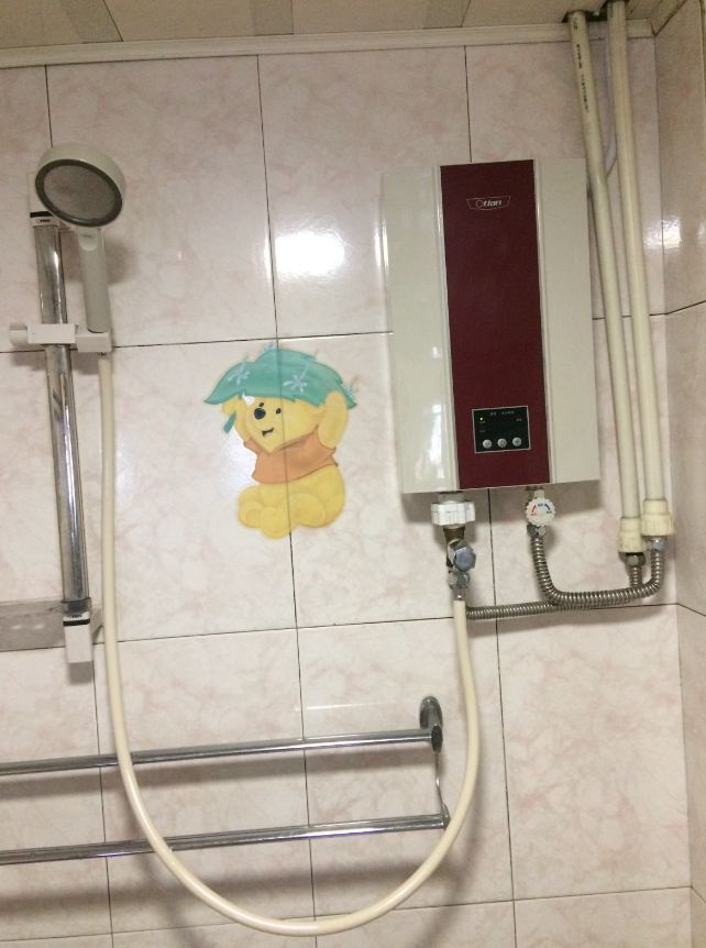 即熱式電熱水器的優點與缺點 (3).png 即熱式電熱水器的優點與缺點 (3).png